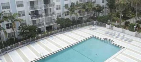 2 chambres propriété commerciale à vendre à Miami, Miami-Dade, Florida, USA № 615888 12