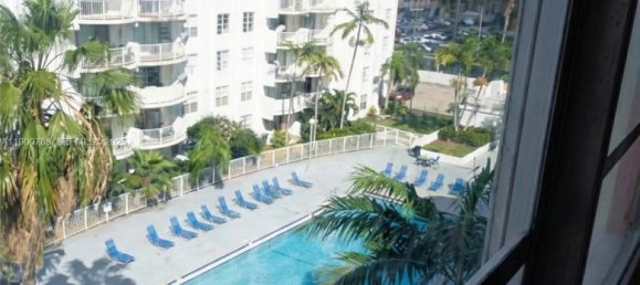 2 chambres propriété commerciale à vendre à Miami, Miami-Dade, Florida, USA № 615888 11