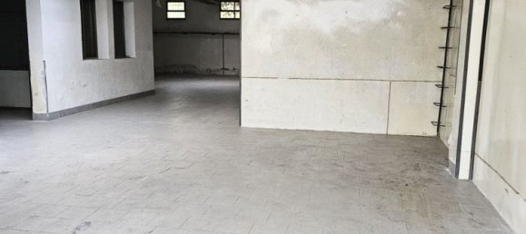 مرآب في Padua, Italy 550متر مربع رقم 326597 3