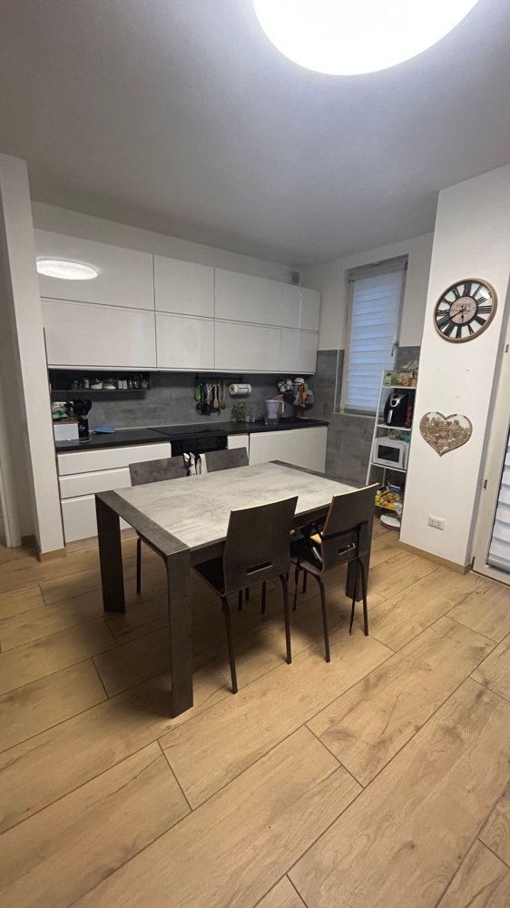 Apartamento de 3 habitaciónes en Mozzate, Italy No. 277789