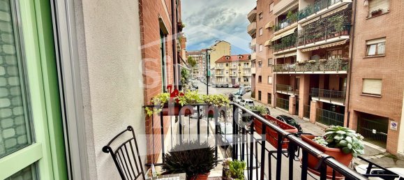 3 rooms Apartment in Turin, Italy No. 276277 11