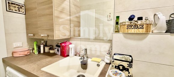 3 rooms Apartment in Turin, Italy No. 276277 34
