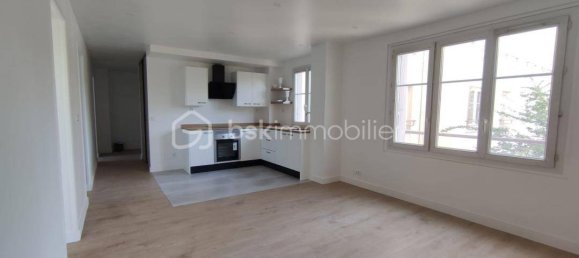 3 غرف نوم شقة في Les Pavillons-sous-Bois, France رقم 139474 2