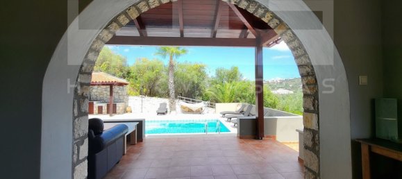 4 bedrooms Villa in Crete, Greece No. 381 13