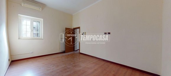 3 rooms House in Acquaviva delle Fonti, Italy No. 153181 13
