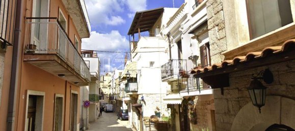 3 rooms House in Acquaviva delle Fonti, Italy No. 153181 18