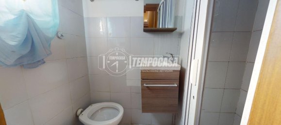 3 rooms House in Acquaviva delle Fonti, Italy No. 153181 10