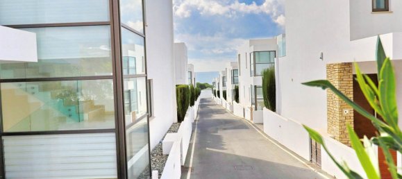 2 bedrooms Apartment in Coral Bay, Cyprus No. 22558 21