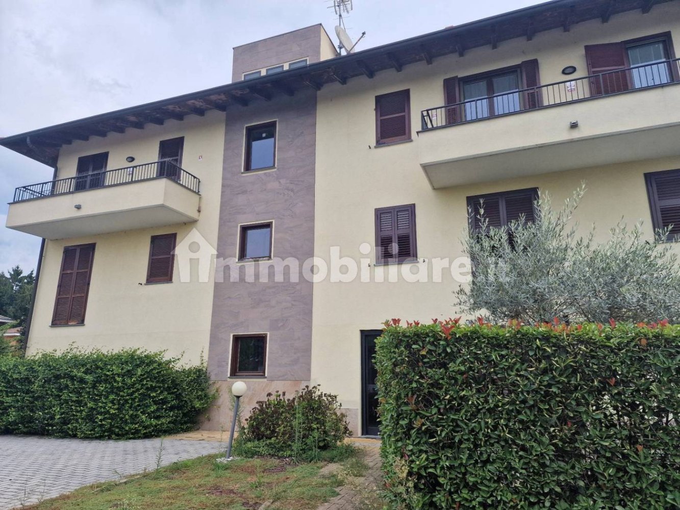 2 Schlafzimmer Wohnung in Cisliano, Italy, Nr. 379860