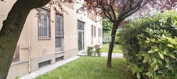 Apartamento de 3 habitaciónes en Cassano d'Adda, Italy No. 274438 3