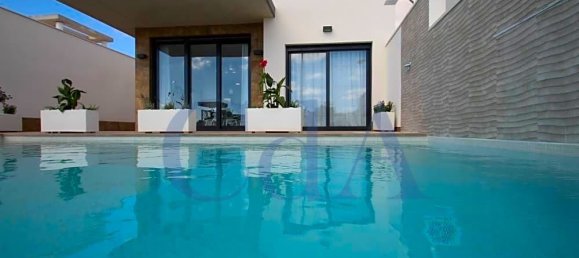 Villa T3 em San Miguel de Salinas, Spain N.º 4954 20