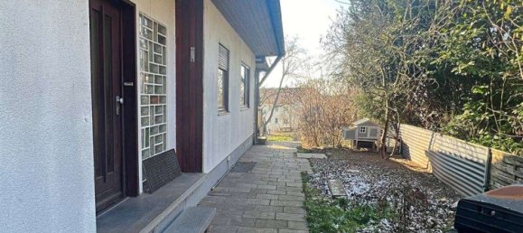 9 rooms House in Furth, Germany No. 37039 10