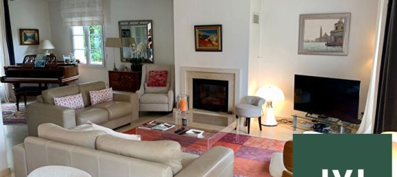 4 bedrooms House in Andilly, France No. 125354 2