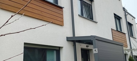 6 rooms Townhouse in Offenbach am Main, Germany No. 128709 2