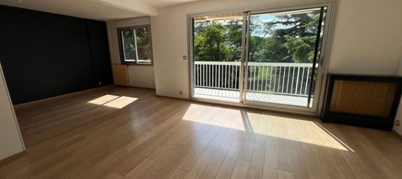 3 Schlafzimmer Wohnung in Gouvieux, France, Nr. 310299 2