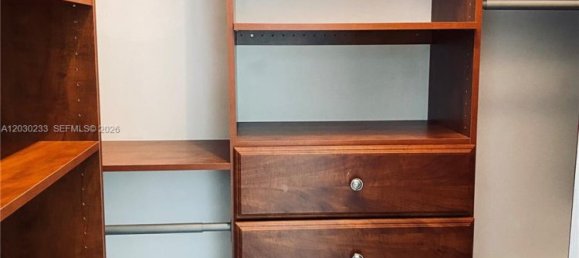 2 Schlafzimmer Gewerbliche Immobilien in Miami, USA, Nr. 614981 19