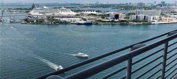 2 Schlafzimmer Gewerbliche Immobilien in Miami, USA, Nr. 614981 27