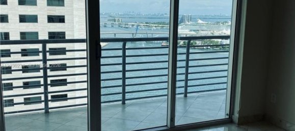 2 Schlafzimmer Gewerbliche Immobilien in Miami, USA, Nr. 614981 25