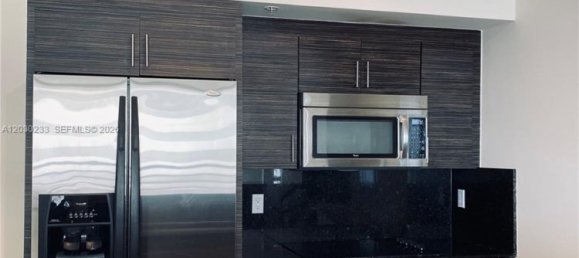 2 Schlafzimmer Gewerbliche Immobilien in Miami, USA, Nr. 614981 15