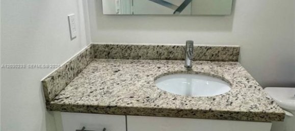 2 Schlafzimmer Gewerbliche Immobilien in Miami, USA, Nr. 614981 14