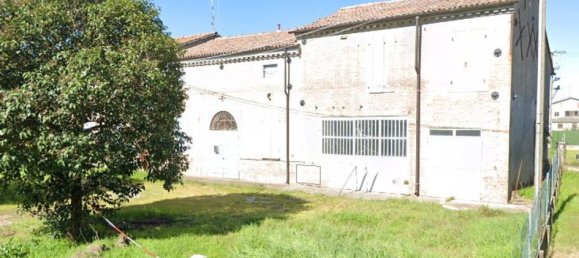 Almacén en Cento, Italy 230 m² No. 99711 2