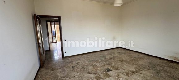 2 bedrooms Apartment in Piacenza, Italy No. 313573 3