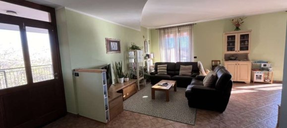 10-Zimmer Villa in Borgo Ticino, Italy, Nr. 71468 4