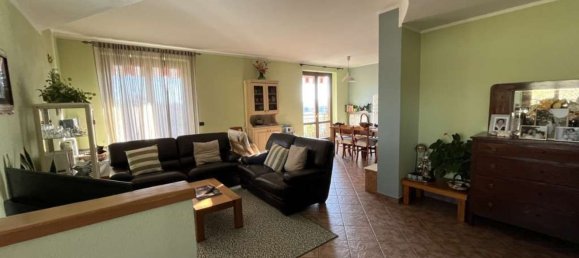 10-Zimmer Villa in Borgo Ticino, Italy, Nr. 71468 5