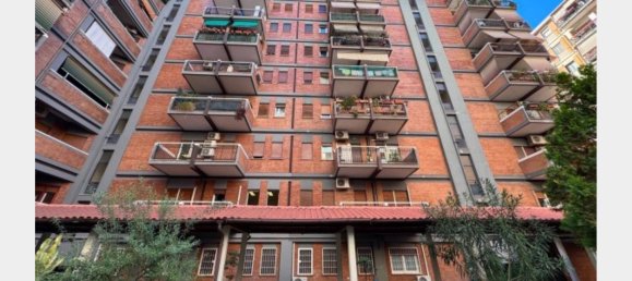 2 rooms Apartment in Rome, Italy No. 361573 20