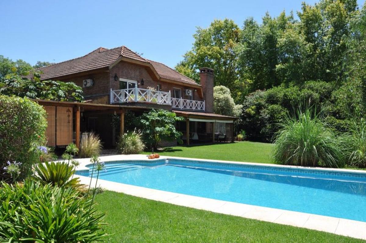 4 غرف نوم منزل في Tigre, Argentina رقم 1477