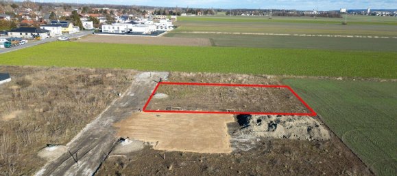  Land in Pottendorf, Austria No. 135614 6