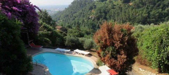 2 bedrooms House in Pietrasanta, Italy No. 269505 3