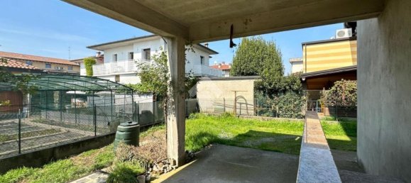 7 rooms Villa in Palazzolo sull'Oglio, Italy No. 5173 22