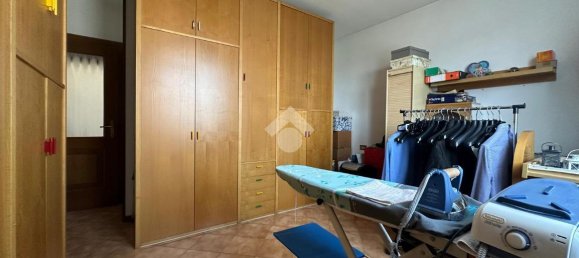 7 rooms Villa in Palazzolo sull'Oglio, Italy No. 5173 9