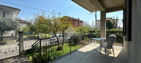 7 rooms Villa in Palazzolo sull'Oglio, Italy No. 5173 4