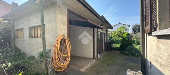 7 rooms Villa in Palazzolo sull'Oglio, Italy No. 5173 17