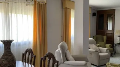 5 bedrooms Apartment in Cordoba, Spain No. 189016