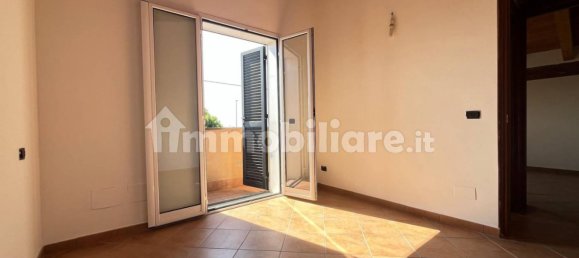 Villa de 2 dormitorios en Pomezia, Italy No. 313485 16