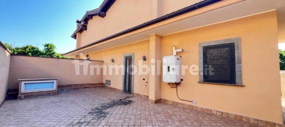 Villa de 2 dormitorios en Pomezia, Italy No. 313485 8