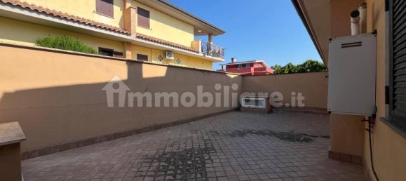 Villa de 2 dormitorios en Pomezia, Italy No. 313485 3