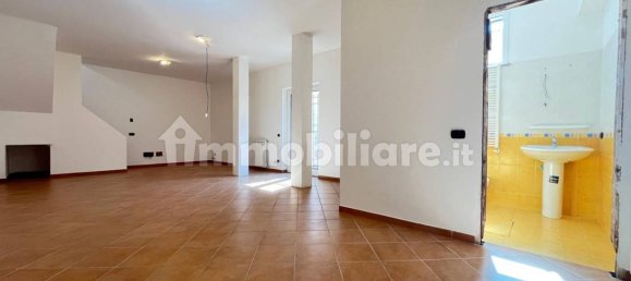 Villa de 2 dormitorios en Pomezia, Italy No. 313485 25