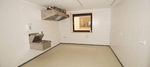 3 bedrooms Building in Straubing-Bogen, Germany No. 164373 7