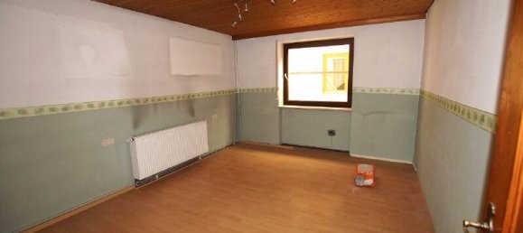 3 bedrooms Building in Straubing-Bogen, Germany No. 164373 6