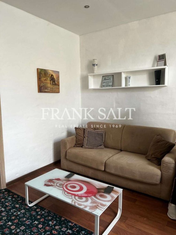 1 bedroom Maisonette in Hamrun, Malta No. 8146