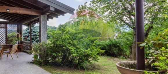 3 bedrooms Villa in Leggiuno, Italy No. 142123 25