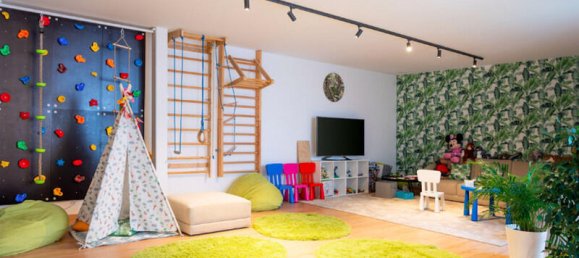 4 bedrooms Villa in Malaga, Spain No. 20780 22