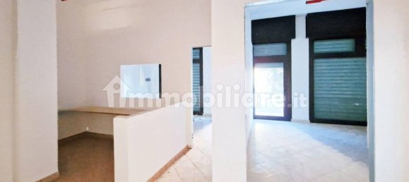 Gewerbliche Immobilie in San Pietro in Lama, Italy 120m², Nr. 313498 2