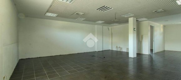 4-Zimmer Gewerbliche Immobilie in Verdello, Italy, Nr. 273636 3