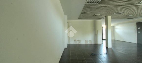 4-Zimmer Gewerbliche Immobilie in Verdello, Italy, Nr. 273636 10