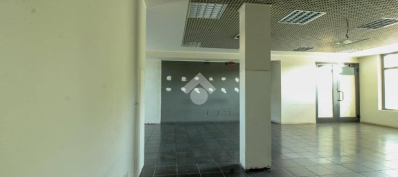 4-Zimmer Gewerbliche Immobilie in Verdello, Italy, Nr. 273636 18